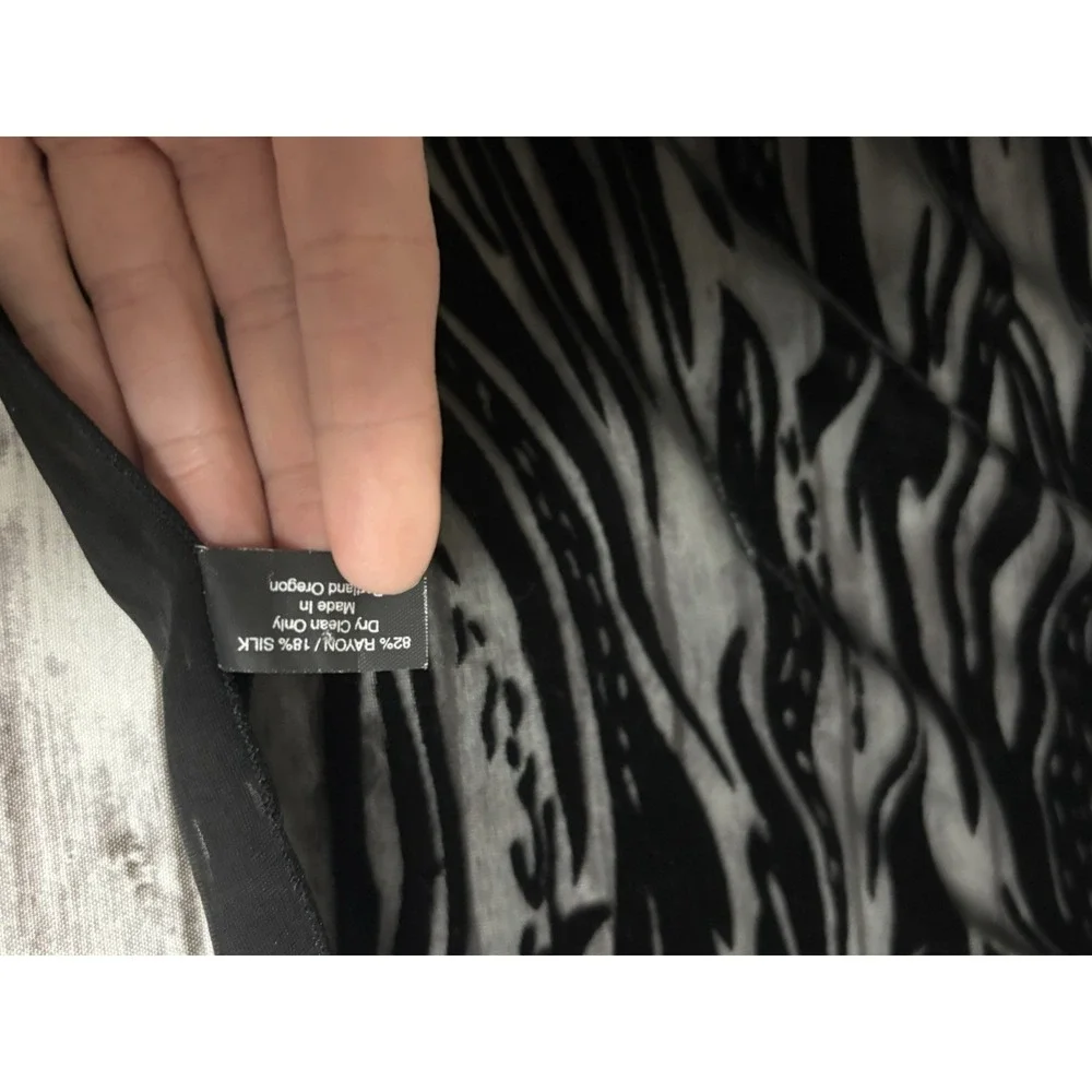 Velvet Burnout Scarf 70